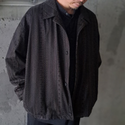 SEEALL (シーオール) [ OVERSIZED BLOUSON(SHORT VALMACAAN) ]  レーンレース刺繍 オーバーサイズドブルゾン (BLACK/CHACOARL)