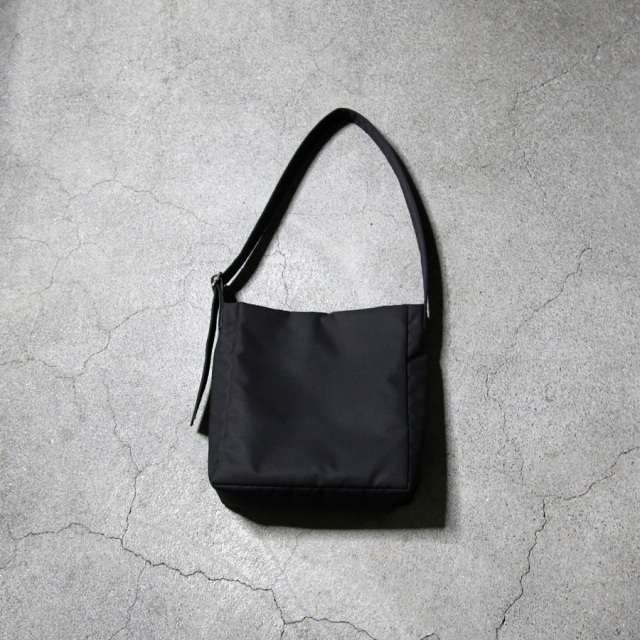 SU (スー)  SU-02-BG-01 [ Vibram Bonding Shoulder Bag] ビブラムボンディングショルダーバッグ (BLACK) 